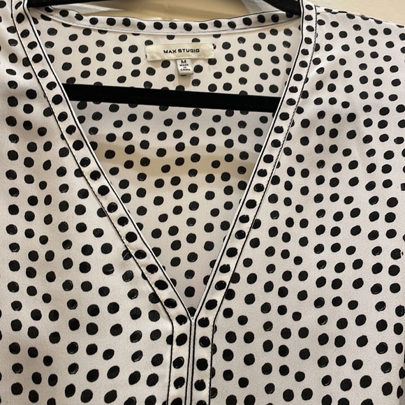 Black & white polka dot blouse - Picture 3 of 6